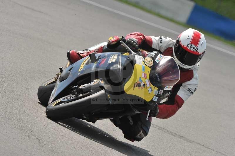 Motorcycle action photographs;donington;donington park leicestershire;donington photographs;event digital images;eventdigitalimages;no limits trackday;peter wileman photography;trackday;trackday digital images;trackday photos