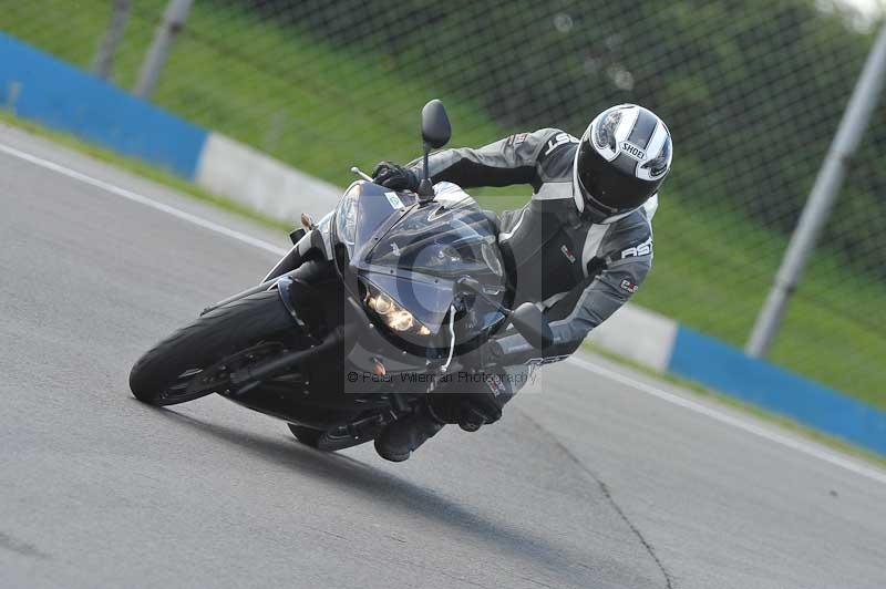 Motorcycle action photographs;donington;donington park leicestershire;donington photographs;event digital images;eventdigitalimages;no limits trackday;peter wileman photography;trackday;trackday digital images;trackday photos