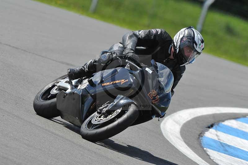 Motorcycle action photographs;donington;donington park leicestershire;donington photographs;event digital images;eventdigitalimages;no limits trackday;peter wileman photography;trackday;trackday digital images;trackday photos