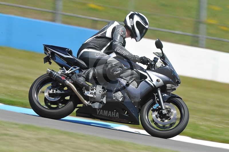 Motorcycle action photographs;donington;donington park leicestershire;donington photographs;event digital images;eventdigitalimages;no limits trackday;peter wileman photography;trackday;trackday digital images;trackday photos
