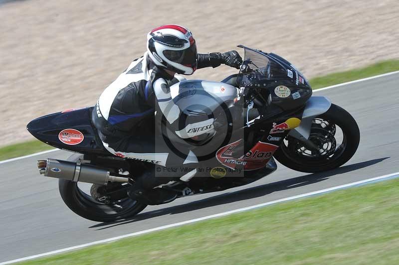 Motorcycle action photographs;donington;donington park leicestershire;donington photographs;event digital images;eventdigitalimages;no limits trackday;peter wileman photography;trackday;trackday digital images;trackday photos