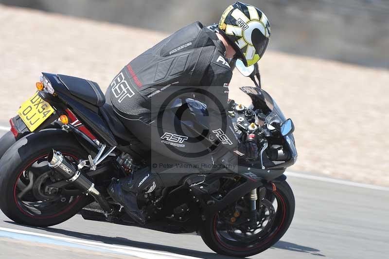 Motorcycle action photographs;donington;donington park leicestershire;donington photographs;event digital images;eventdigitalimages;no limits trackday;peter wileman photography;trackday;trackday digital images;trackday photos