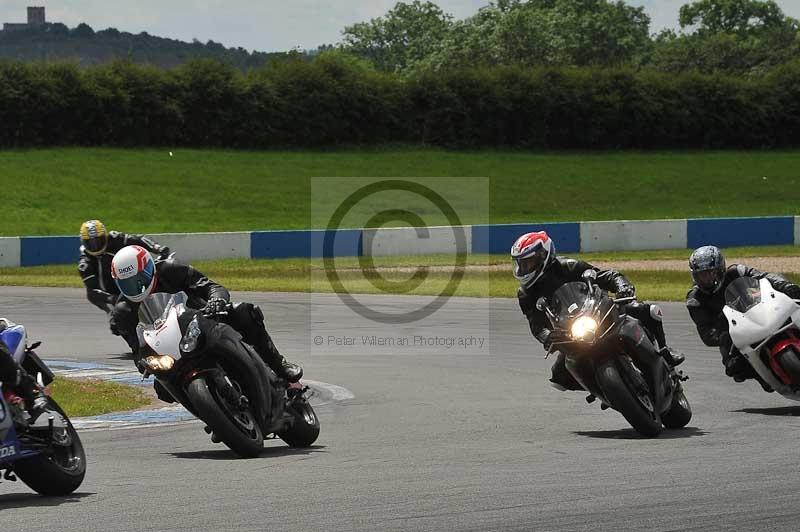 Motorcycle action photographs;donington;donington park leicestershire;donington photographs;event digital images;eventdigitalimages;no limits trackday;peter wileman photography;trackday;trackday digital images;trackday photos