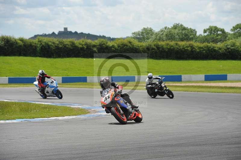 Motorcycle action photographs;donington;donington park leicestershire;donington photographs;event digital images;eventdigitalimages;no limits trackday;peter wileman photography;trackday;trackday digital images;trackday photos