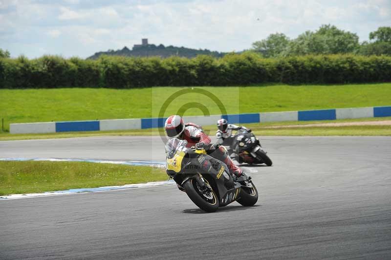 Motorcycle action photographs;donington;donington park leicestershire;donington photographs;event digital images;eventdigitalimages;no limits trackday;peter wileman photography;trackday;trackday digital images;trackday photos