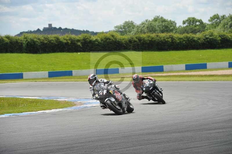 Motorcycle action photographs;donington;donington park leicestershire;donington photographs;event digital images;eventdigitalimages;no limits trackday;peter wileman photography;trackday;trackday digital images;trackday photos