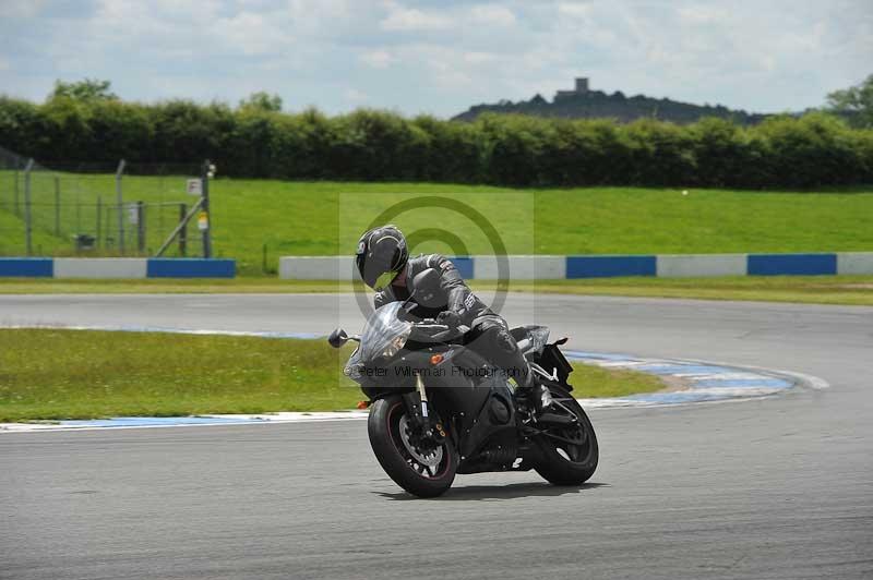 Motorcycle action photographs;donington;donington park leicestershire;donington photographs;event digital images;eventdigitalimages;no limits trackday;peter wileman photography;trackday;trackday digital images;trackday photos