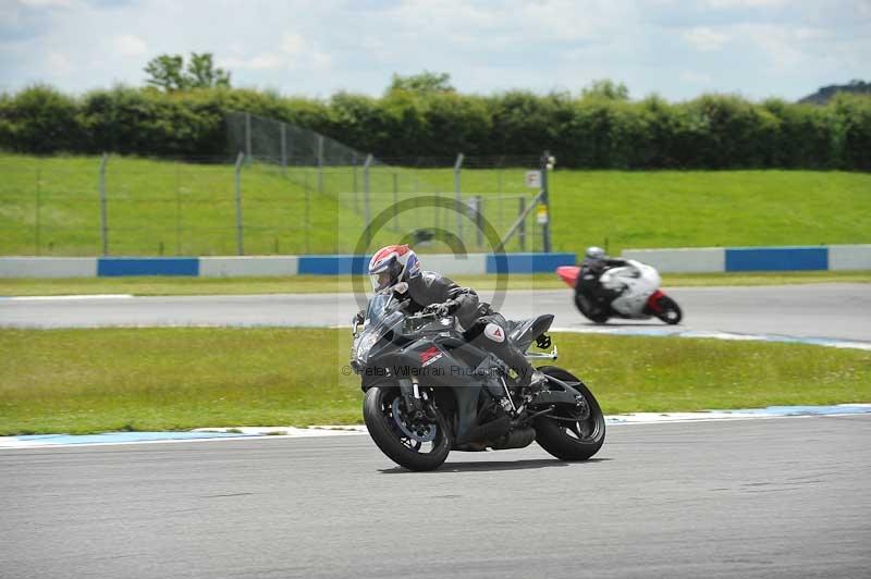 Motorcycle action photographs;donington;donington park leicestershire;donington photographs;event digital images;eventdigitalimages;no limits trackday;peter wileman photography;trackday;trackday digital images;trackday photos