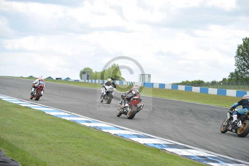 Motorcycle action photographs;donington;donington park leicestershire;donington photographs;event digital images;eventdigitalimages;no limits trackday;peter wileman photography;trackday;trackday digital images;trackday photos