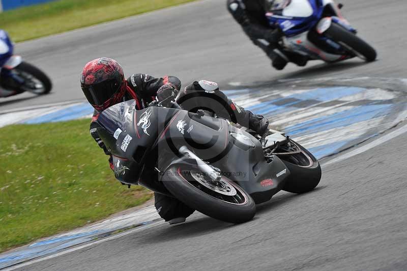Motorcycle action photographs;donington;donington park leicestershire;donington photographs;event digital images;eventdigitalimages;no limits trackday;peter wileman photography;trackday;trackday digital images;trackday photos