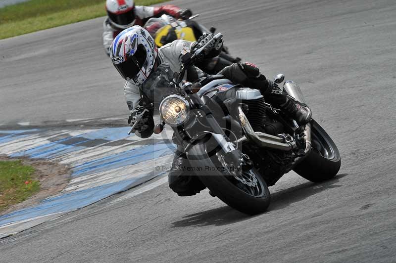 Motorcycle action photographs;donington;donington park leicestershire;donington photographs;event digital images;eventdigitalimages;no limits trackday;peter wileman photography;trackday;trackday digital images;trackday photos