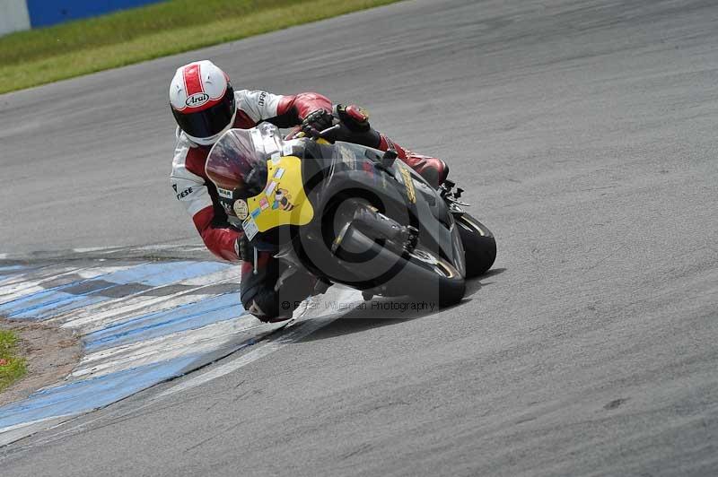 Motorcycle action photographs;donington;donington park leicestershire;donington photographs;event digital images;eventdigitalimages;no limits trackday;peter wileman photography;trackday;trackday digital images;trackday photos