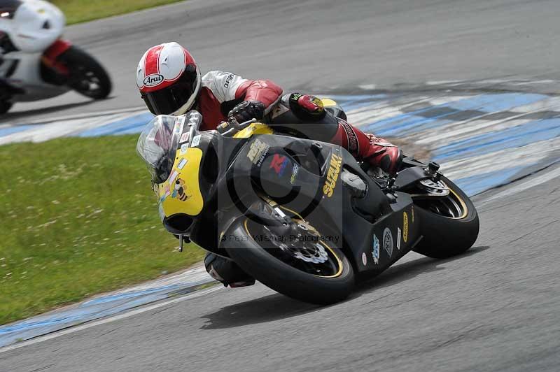 Motorcycle action photographs;donington;donington park leicestershire;donington photographs;event digital images;eventdigitalimages;no limits trackday;peter wileman photography;trackday;trackday digital images;trackday photos
