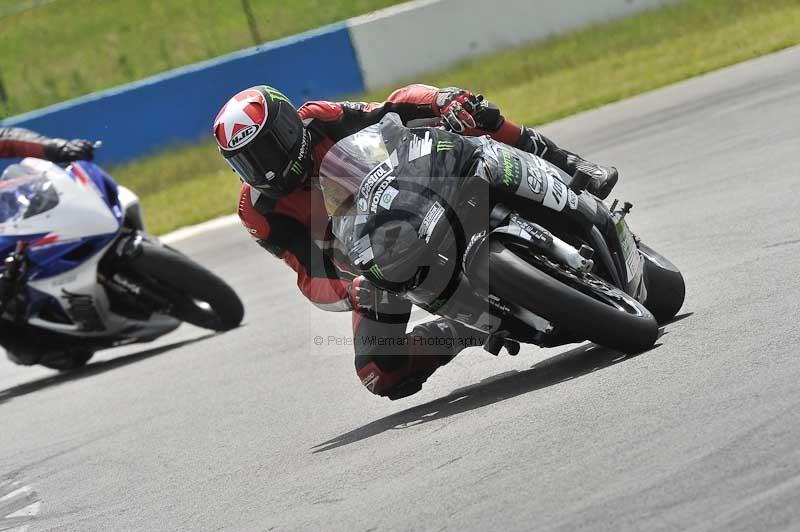 Motorcycle action photographs;donington;donington park leicestershire;donington photographs;event digital images;eventdigitalimages;no limits trackday;peter wileman photography;trackday;trackday digital images;trackday photos