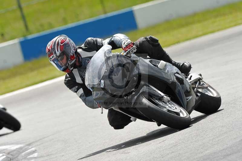 Motorcycle action photographs;donington;donington park leicestershire;donington photographs;event digital images;eventdigitalimages;no limits trackday;peter wileman photography;trackday;trackday digital images;trackday photos
