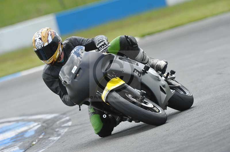 Motorcycle action photographs;donington;donington park leicestershire;donington photographs;event digital images;eventdigitalimages;no limits trackday;peter wileman photography;trackday;trackday digital images;trackday photos