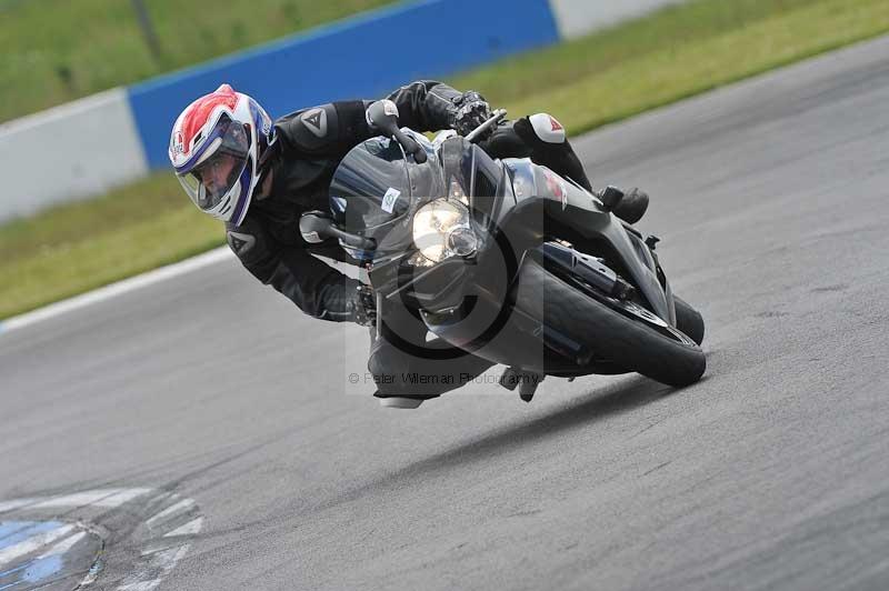 Motorcycle action photographs;donington;donington park leicestershire;donington photographs;event digital images;eventdigitalimages;no limits trackday;peter wileman photography;trackday;trackday digital images;trackday photos
