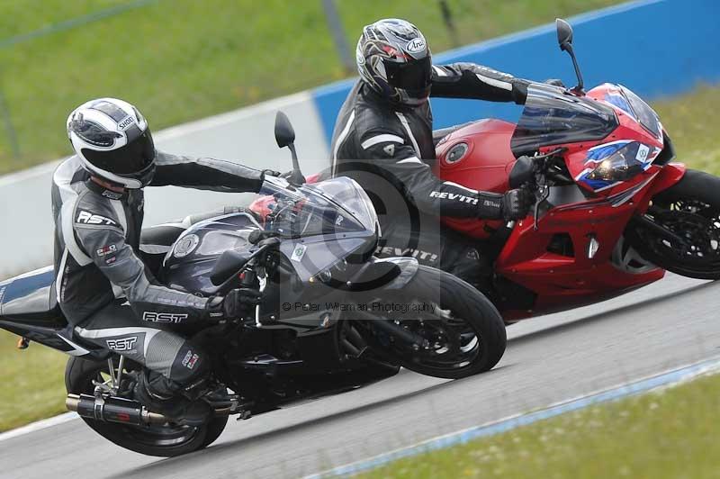 Motorcycle action photographs;donington;donington park leicestershire;donington photographs;event digital images;eventdigitalimages;no limits trackday;peter wileman photography;trackday;trackday digital images;trackday photos