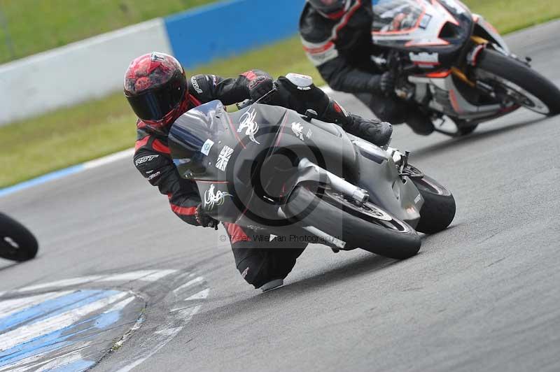 Motorcycle action photographs;donington;donington park leicestershire;donington photographs;event digital images;eventdigitalimages;no limits trackday;peter wileman photography;trackday;trackday digital images;trackday photos