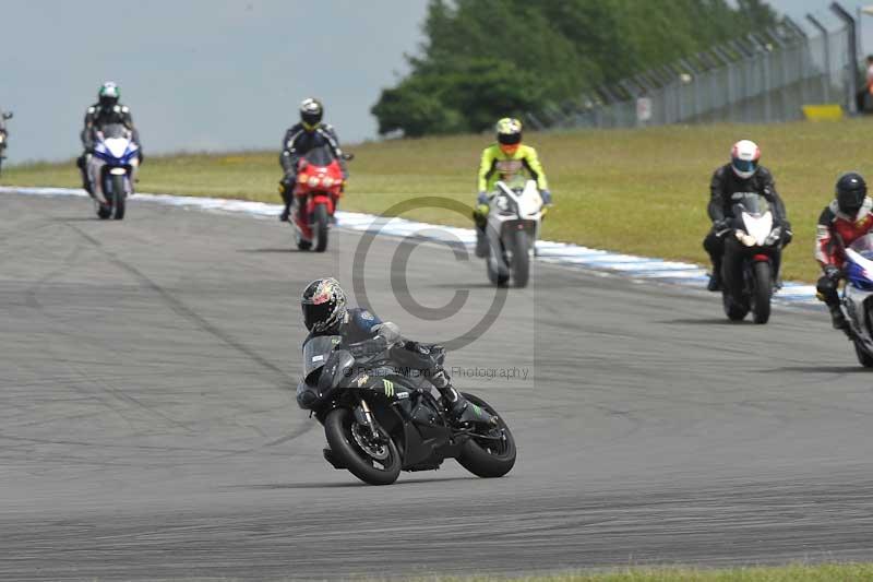 Motorcycle action photographs;donington;donington park leicestershire;donington photographs;event digital images;eventdigitalimages;no limits trackday;peter wileman photography;trackday;trackday digital images;trackday photos