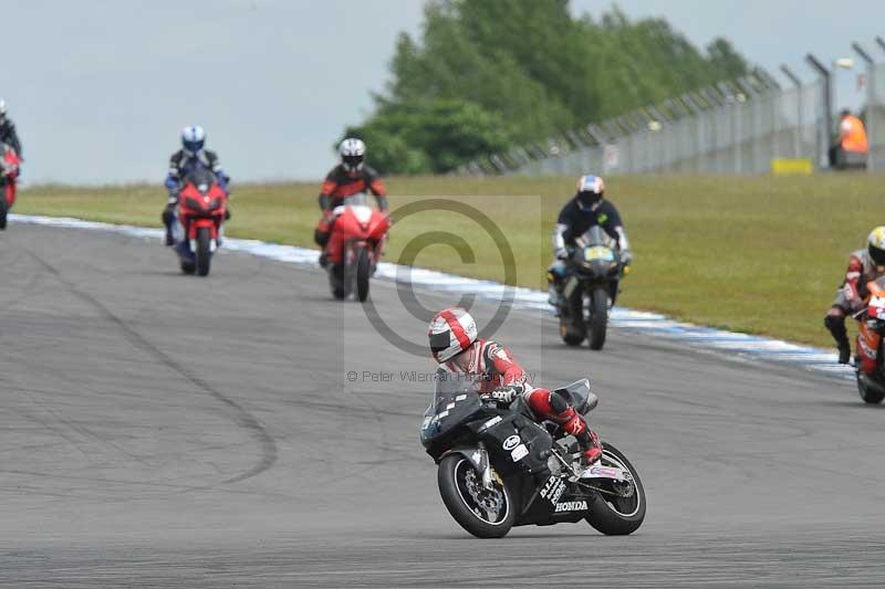 Motorcycle action photographs;donington;donington park leicestershire;donington photographs;event digital images;eventdigitalimages;no limits trackday;peter wileman photography;trackday;trackday digital images;trackday photos
