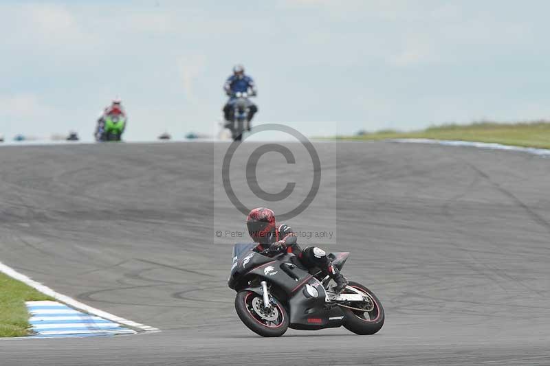 Motorcycle action photographs;donington;donington park leicestershire;donington photographs;event digital images;eventdigitalimages;no limits trackday;peter wileman photography;trackday;trackday digital images;trackday photos