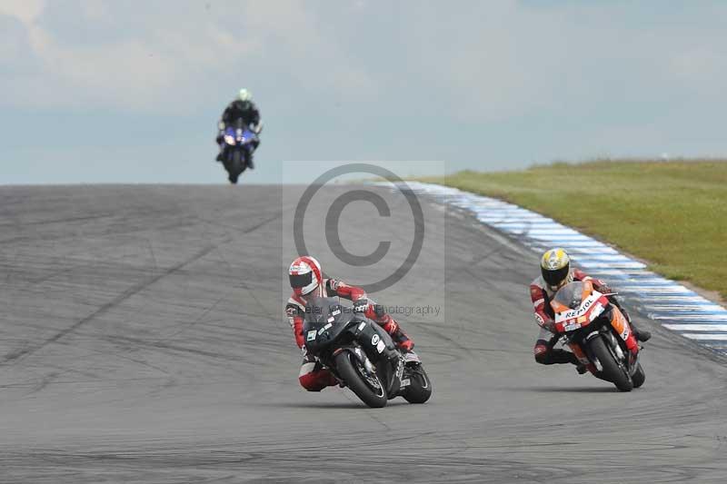 Motorcycle action photographs;donington;donington park leicestershire;donington photographs;event digital images;eventdigitalimages;no limits trackday;peter wileman photography;trackday;trackday digital images;trackday photos