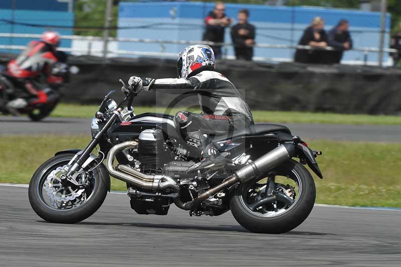 Motorcycle action photographs;donington;donington park leicestershire;donington photographs;event digital images;eventdigitalimages;no limits trackday;peter wileman photography;trackday;trackday digital images;trackday photos