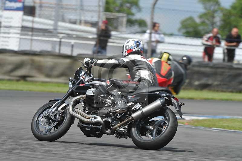 Motorcycle action photographs;donington;donington park leicestershire;donington photographs;event digital images;eventdigitalimages;no limits trackday;peter wileman photography;trackday;trackday digital images;trackday photos