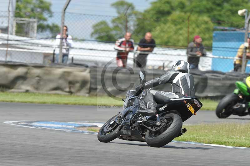 Motorcycle action photographs;donington;donington park leicestershire;donington photographs;event digital images;eventdigitalimages;no limits trackday;peter wileman photography;trackday;trackday digital images;trackday photos