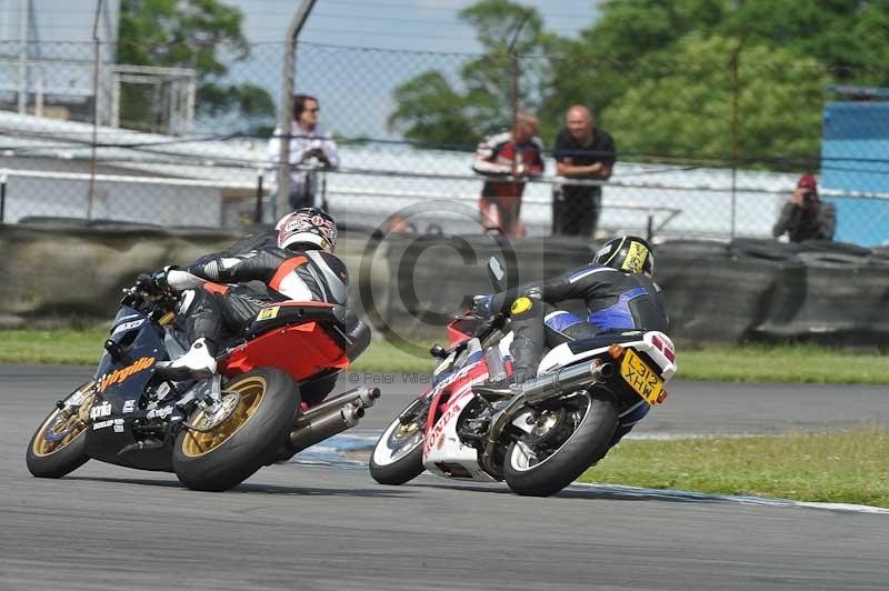 Motorcycle action photographs;donington;donington park leicestershire;donington photographs;event digital images;eventdigitalimages;no limits trackday;peter wileman photography;trackday;trackday digital images;trackday photos