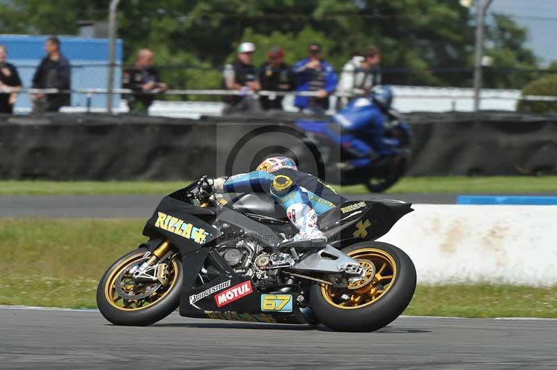 Motorcycle action photographs;donington;donington park leicestershire;donington photographs;event digital images;eventdigitalimages;no limits trackday;peter wileman photography;trackday;trackday digital images;trackday photos