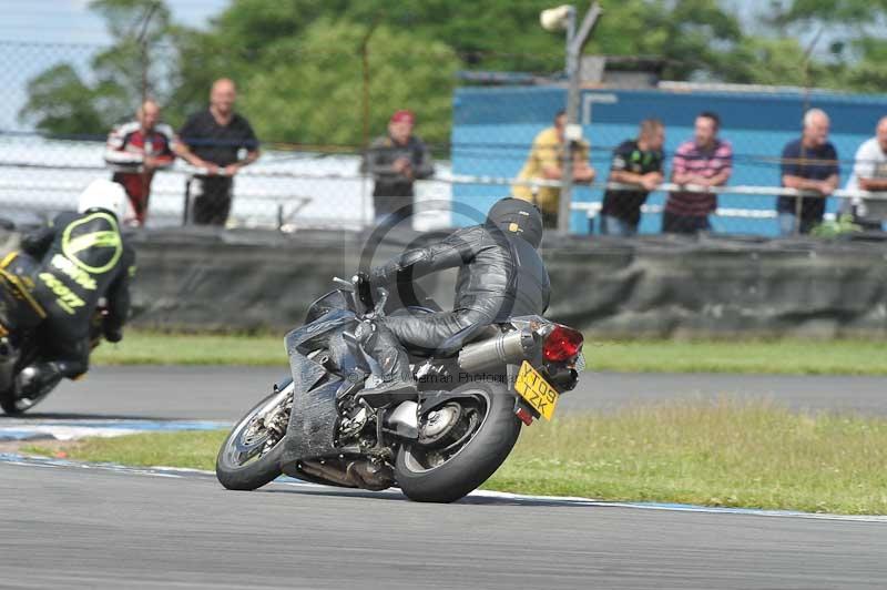 Motorcycle action photographs;donington;donington park leicestershire;donington photographs;event digital images;eventdigitalimages;no limits trackday;peter wileman photography;trackday;trackday digital images;trackday photos