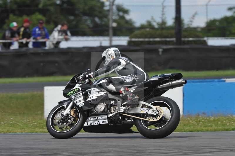 Motorcycle action photographs;donington;donington park leicestershire;donington photographs;event digital images;eventdigitalimages;no limits trackday;peter wileman photography;trackday;trackday digital images;trackday photos