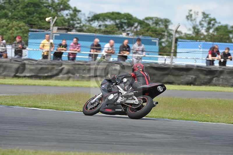 Motorcycle action photographs;donington;donington park leicestershire;donington photographs;event digital images;eventdigitalimages;no limits trackday;peter wileman photography;trackday;trackday digital images;trackday photos
