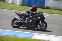 Motorcycle-action-photographs;donington;donington-park-leicestershire;donington-photographs;event-digital-images;eventdigitalimages;no-limits-trackday;peter-wileman-photography;trackday;trackday-digital-images;trackday-photos