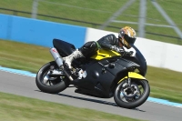 Motorcycle-action-photographs;donington;donington-park-leicestershire;donington-photographs;event-digital-images;eventdigitalimages;no-limits-trackday;peter-wileman-photography;trackday;trackday-digital-images;trackday-photos