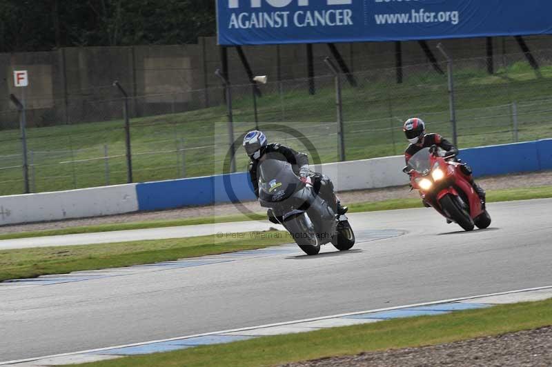 Motorcycle action photographs;donington;donington park leicestershire;donington photographs;event digital images;eventdigitalimages;no limits trackday;peter wileman photography;trackday;trackday digital images;trackday photos