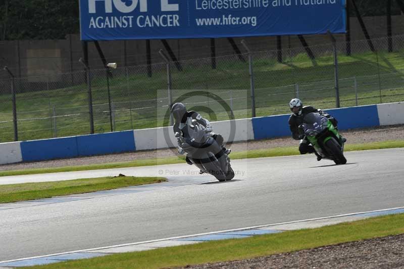 Motorcycle action photographs;donington;donington park leicestershire;donington photographs;event digital images;eventdigitalimages;no limits trackday;peter wileman photography;trackday;trackday digital images;trackday photos