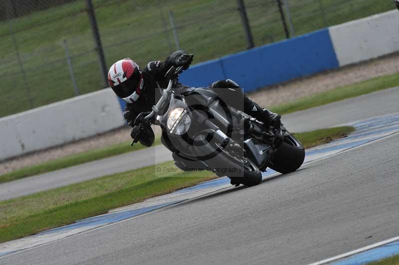 Motorcycle action photographs;donington;donington park leicestershire;donington photographs;event digital images;eventdigitalimages;no limits trackday;peter wileman photography;trackday;trackday digital images;trackday photos