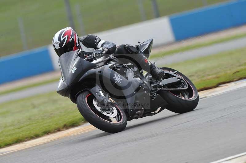 Motorcycle action photographs;donington;donington park leicestershire;donington photographs;event digital images;eventdigitalimages;no limits trackday;peter wileman photography;trackday;trackday digital images;trackday photos