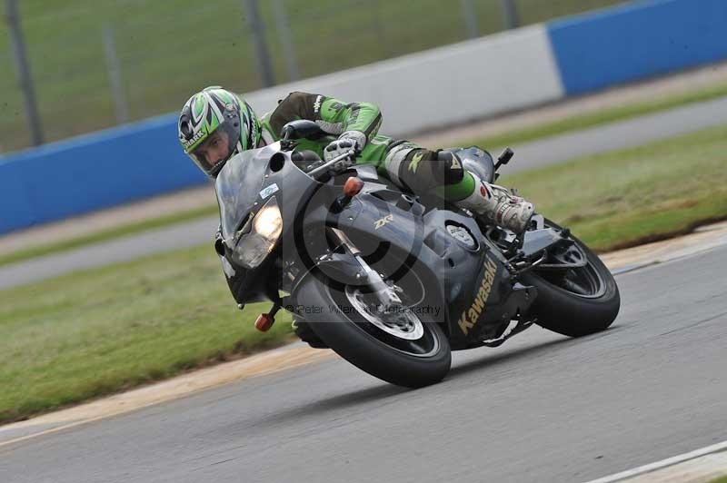 Motorcycle action photographs;donington;donington park leicestershire;donington photographs;event digital images;eventdigitalimages;no limits trackday;peter wileman photography;trackday;trackday digital images;trackday photos