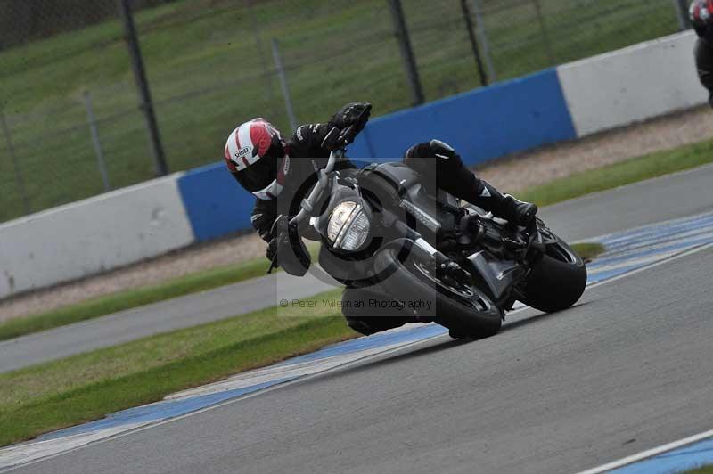 Motorcycle action photographs;donington;donington park leicestershire;donington photographs;event digital images;eventdigitalimages;no limits trackday;peter wileman photography;trackday;trackday digital images;trackday photos
