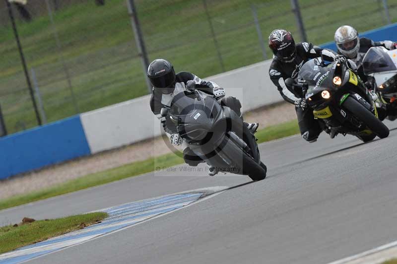 Motorcycle action photographs;donington;donington park leicestershire;donington photographs;event digital images;eventdigitalimages;no limits trackday;peter wileman photography;trackday;trackday digital images;trackday photos