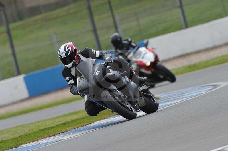 Motorcycle action photographs;donington;donington park leicestershire;donington photographs;event digital images;eventdigitalimages;no limits trackday;peter wileman photography;trackday;trackday digital images;trackday photos