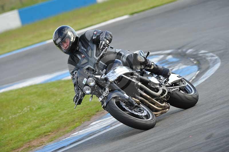 Motorcycle action photographs;donington;donington park leicestershire;donington photographs;event digital images;eventdigitalimages;no limits trackday;peter wileman photography;trackday;trackday digital images;trackday photos