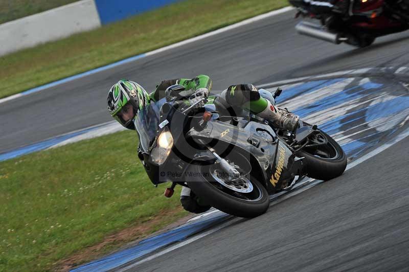 Motorcycle action photographs;donington;donington park leicestershire;donington photographs;event digital images;eventdigitalimages;no limits trackday;peter wileman photography;trackday;trackday digital images;trackday photos