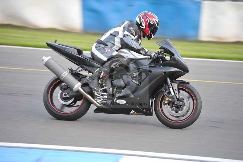 Motorcycle action photographs;donington;donington park leicestershire;donington photographs;event digital images;eventdigitalimages;no limits trackday;peter wileman photography;trackday;trackday digital images;trackday photos