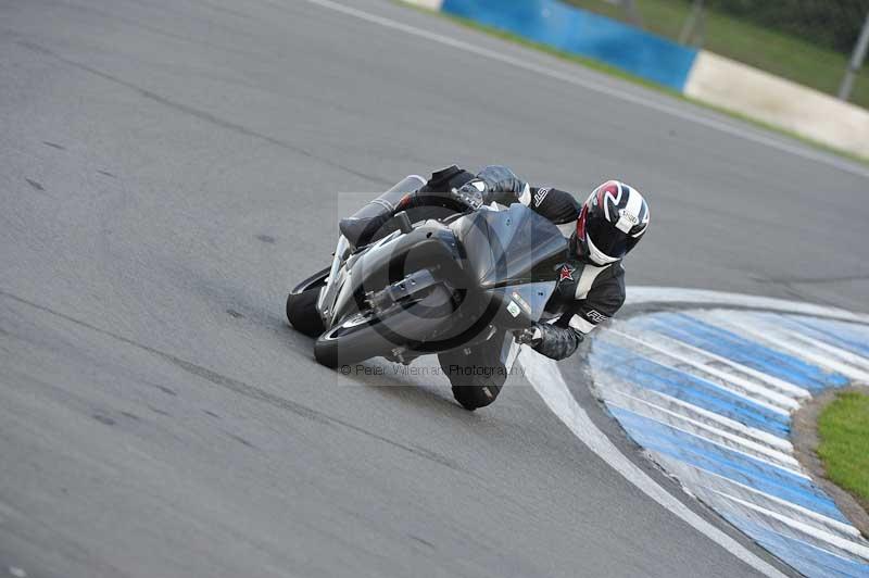 Motorcycle action photographs;donington;donington park leicestershire;donington photographs;event digital images;eventdigitalimages;no limits trackday;peter wileman photography;trackday;trackday digital images;trackday photos
