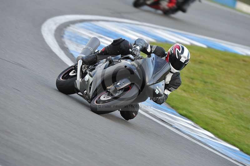 Motorcycle action photographs;donington;donington park leicestershire;donington photographs;event digital images;eventdigitalimages;no limits trackday;peter wileman photography;trackday;trackday digital images;trackday photos